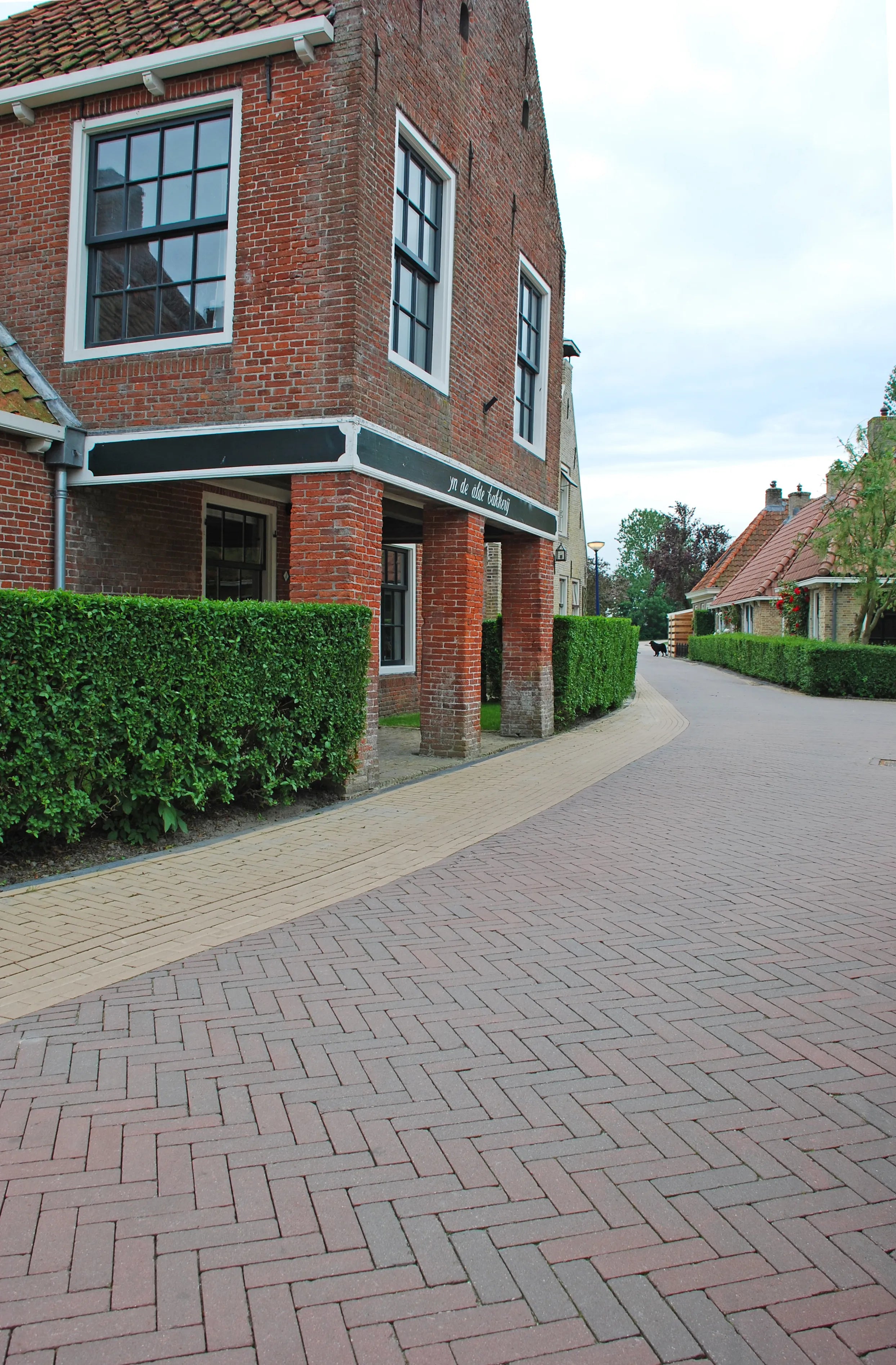Strackstone Crown GRN+ Dikformaat 21x7x8 vlak wijnrood/antraciet genuanceerd KOMO PL2