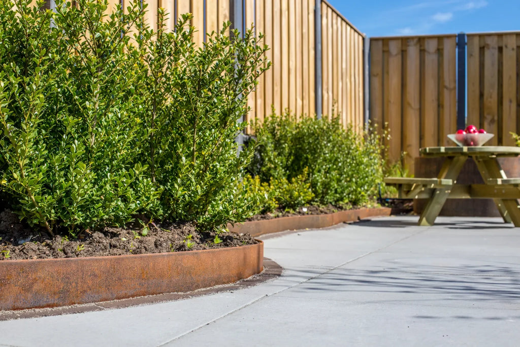 Flexline Corten 10cm L=220cm
Incl. 3 verzinkte pennen 35cm