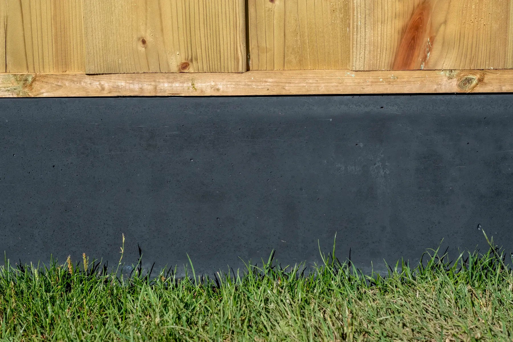 Beton-onderplaat Zaan gecoat H24xD3,5xL180cm