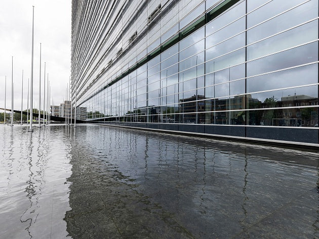mbi kantoor european patent office rijswijk keramische tegel mirage norr svart 9