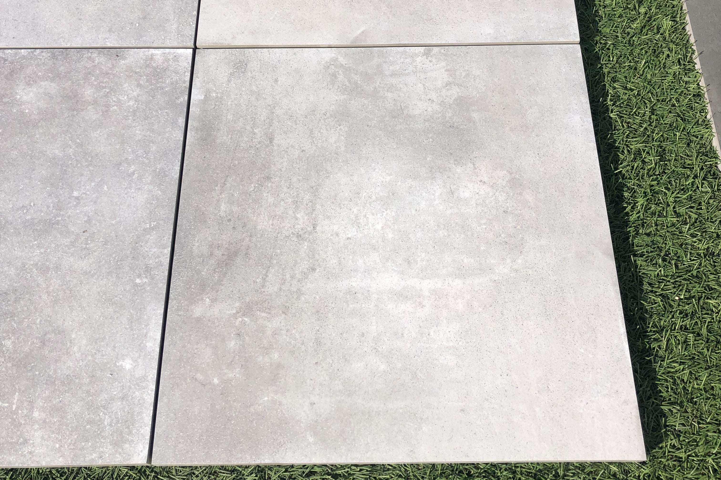 Betongrau basic grey 60x60x3 cm