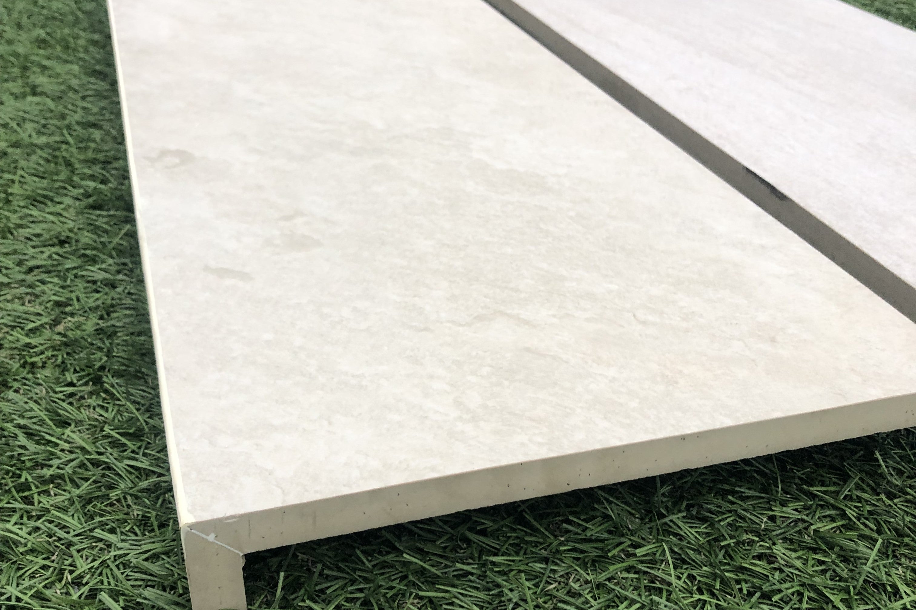 Zwembadrand Chrystal beige rechte neus