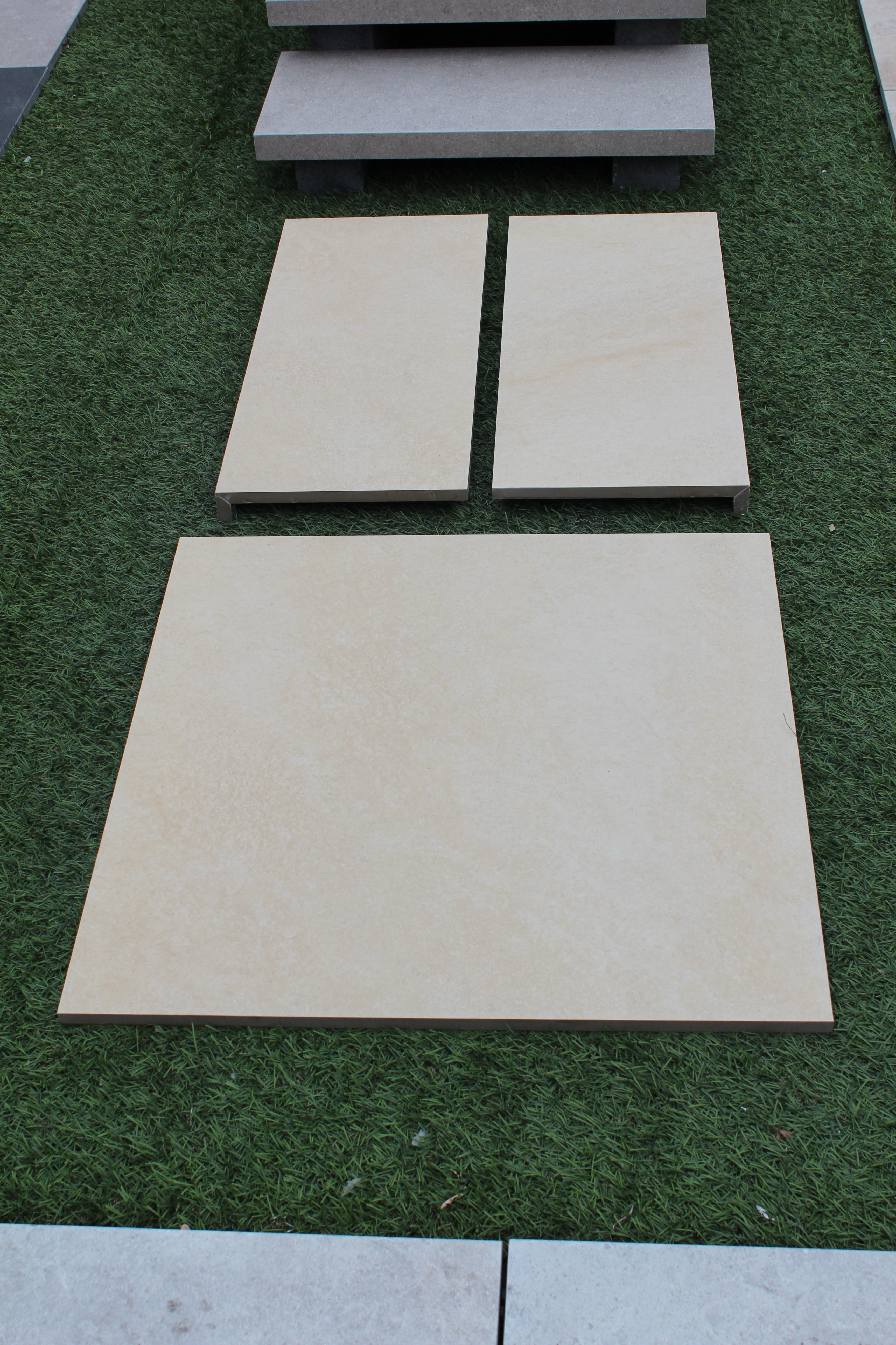 Zwembadrand HS Beige rechte neus