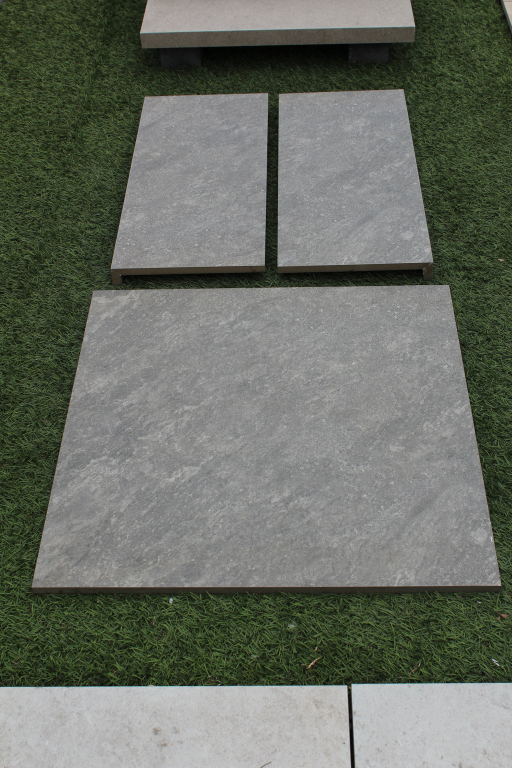Zwembadrand Quartz Dark Grey rechte neus