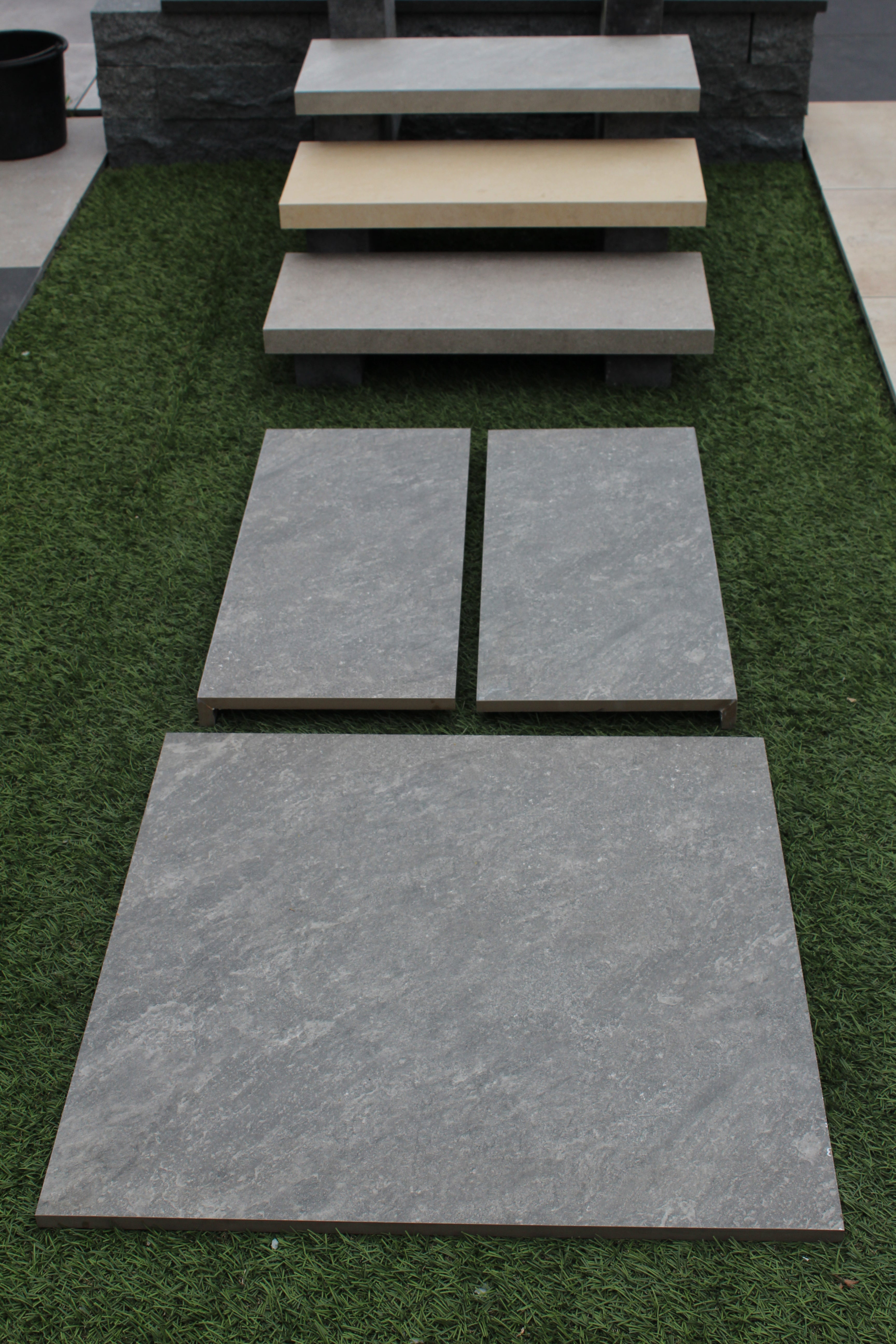 Zwembadrand Quartz Dark Grey rechte neus