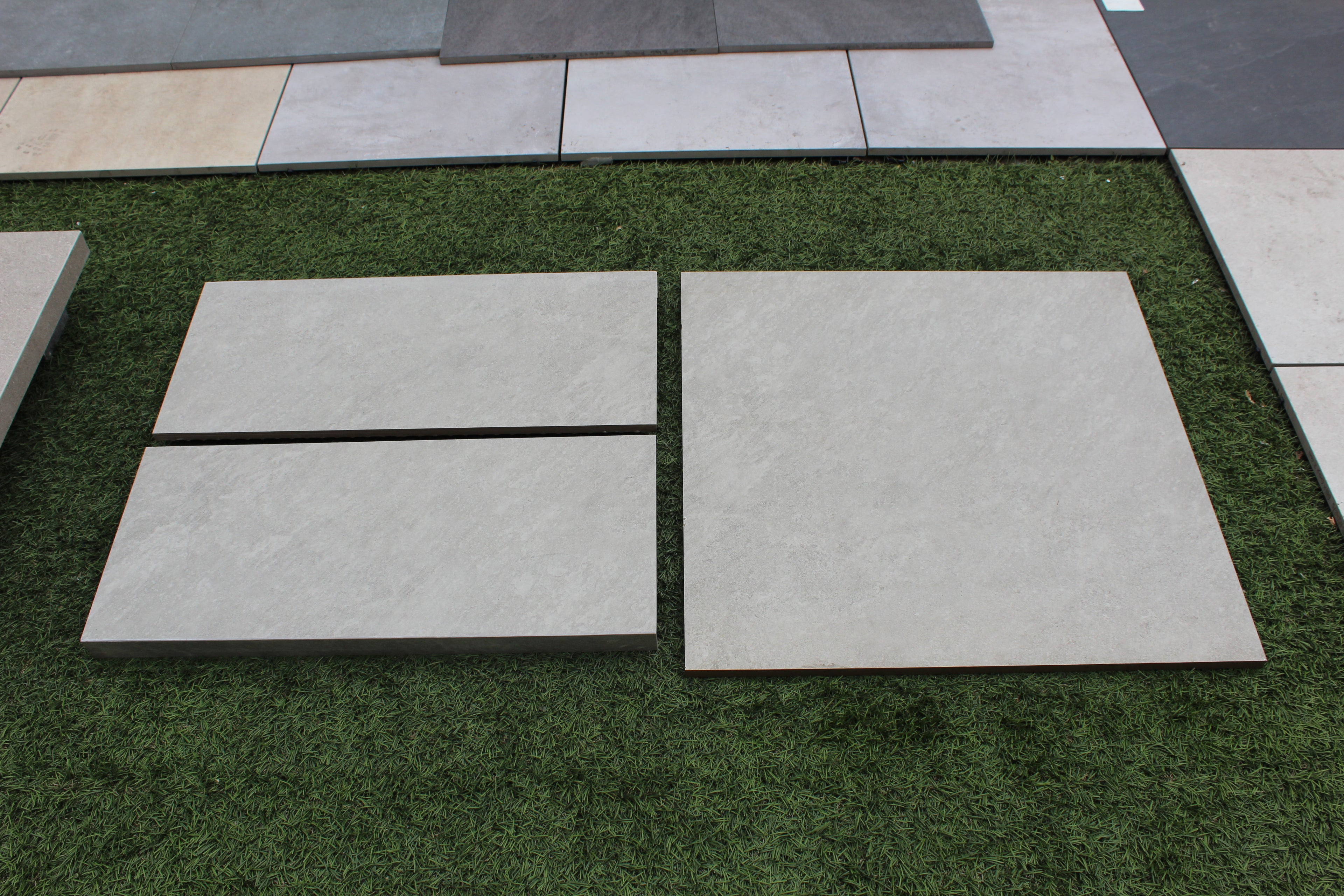 Zwembadrand Quartz Light Grey rechte neus