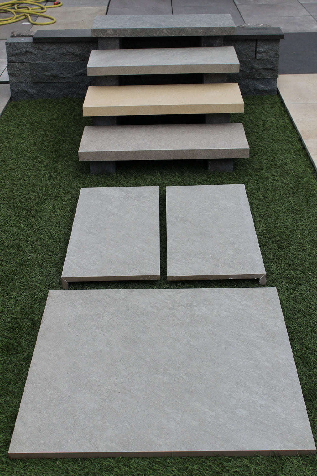 Quartz Light Grey