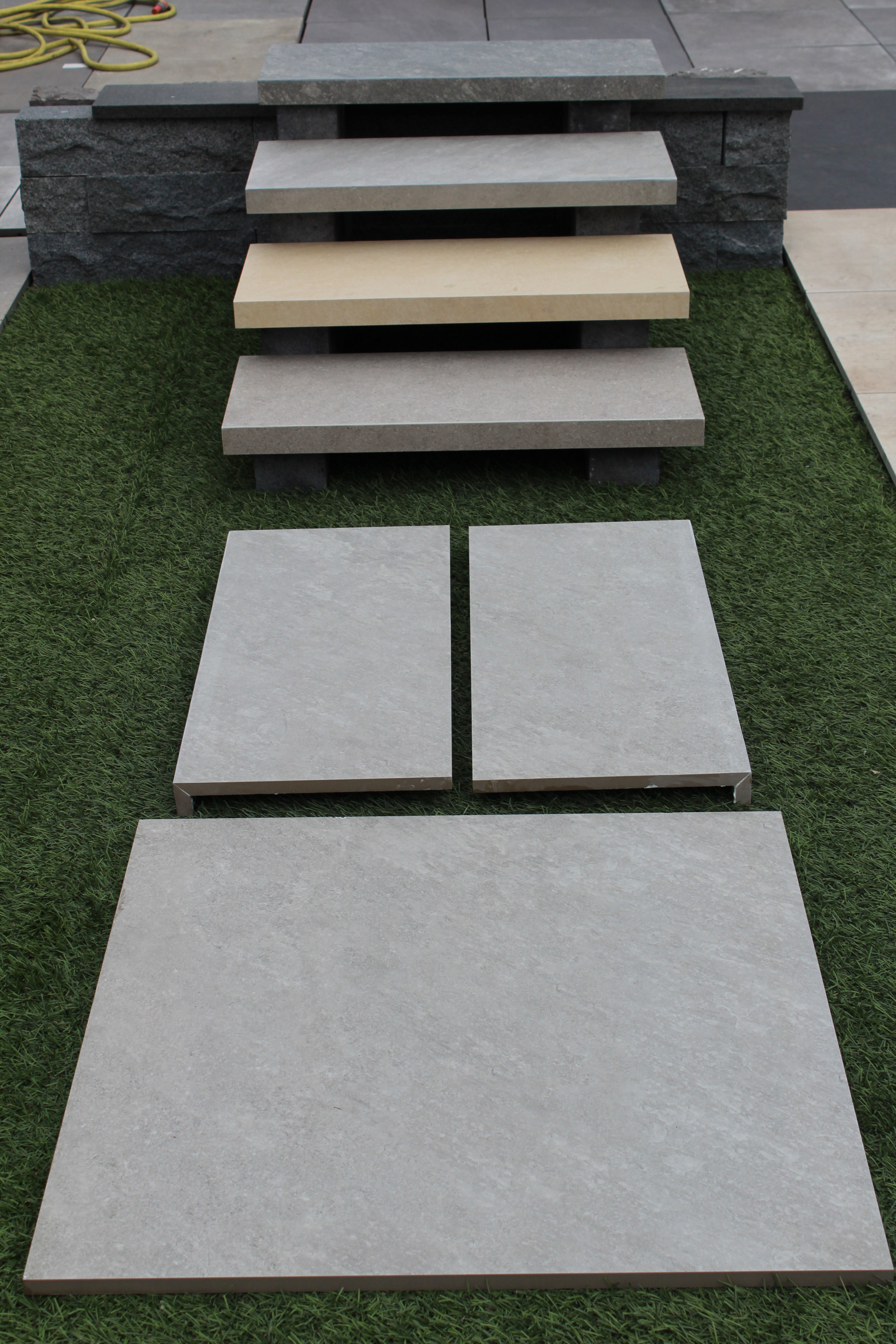 Quartz Light Grey