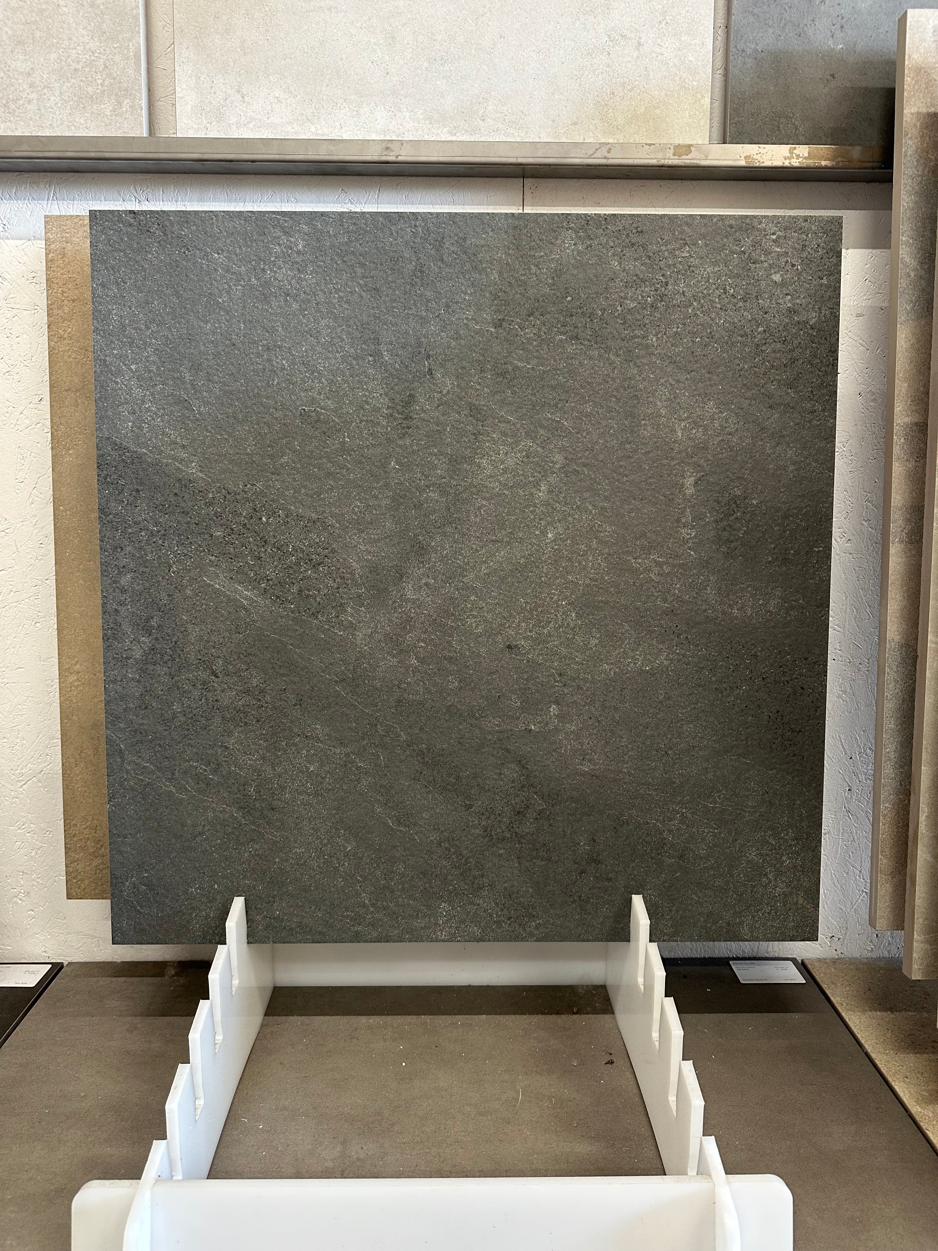 Ardesio Graphite PARTIJ 80x80x2
