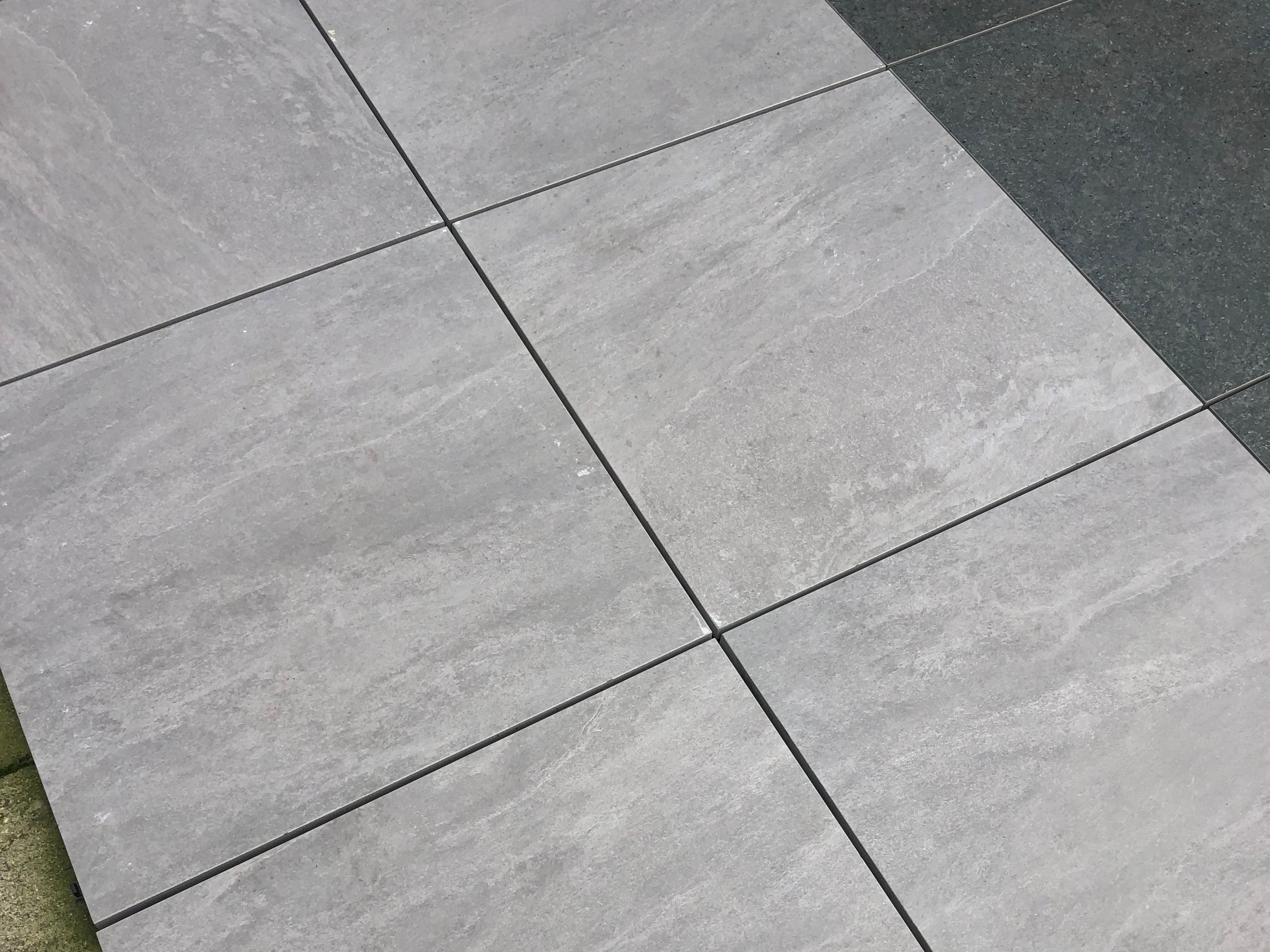 Slate dark grey Y50260 60x60x2 partij