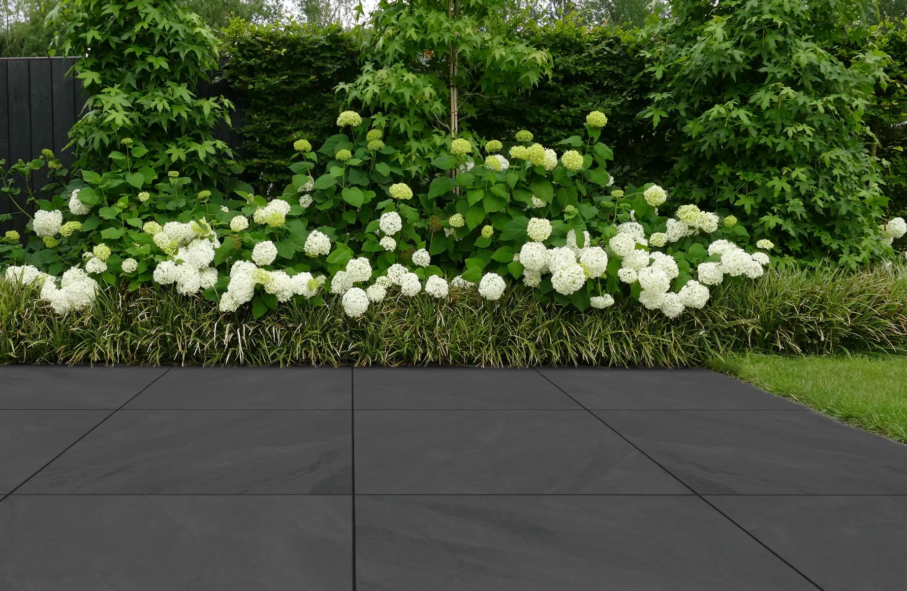 Cerasolid Lucca Groove 90x90x3cm