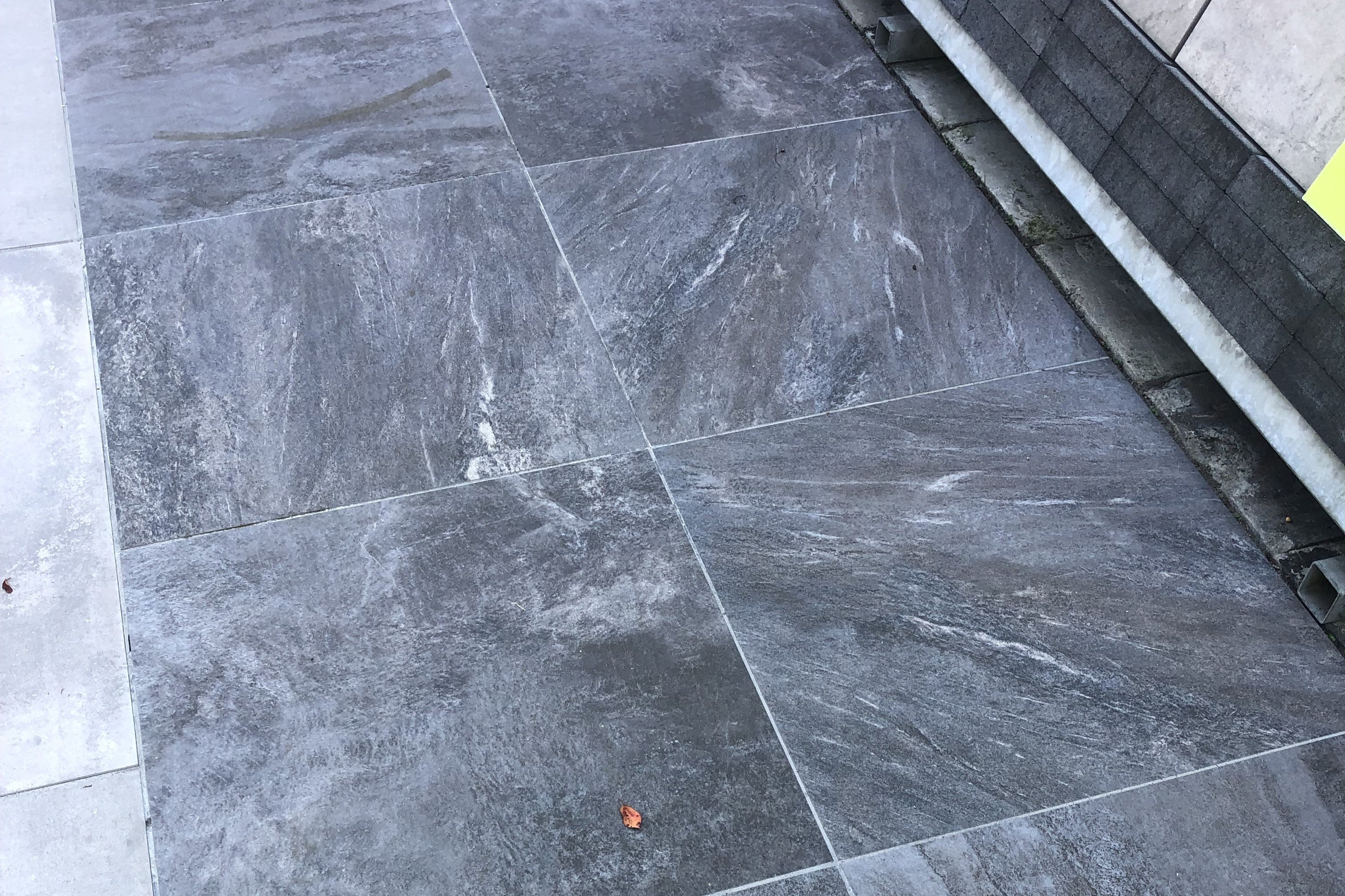 Aspen antraciet 60x60x2 partij