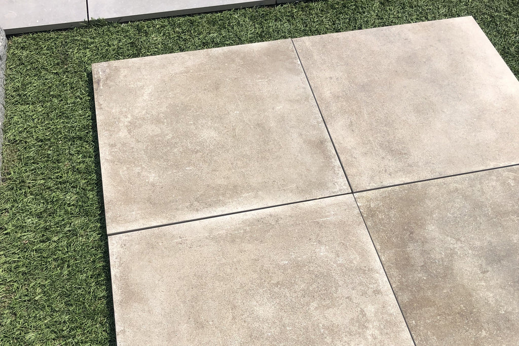 Brown 60x60x3 partij