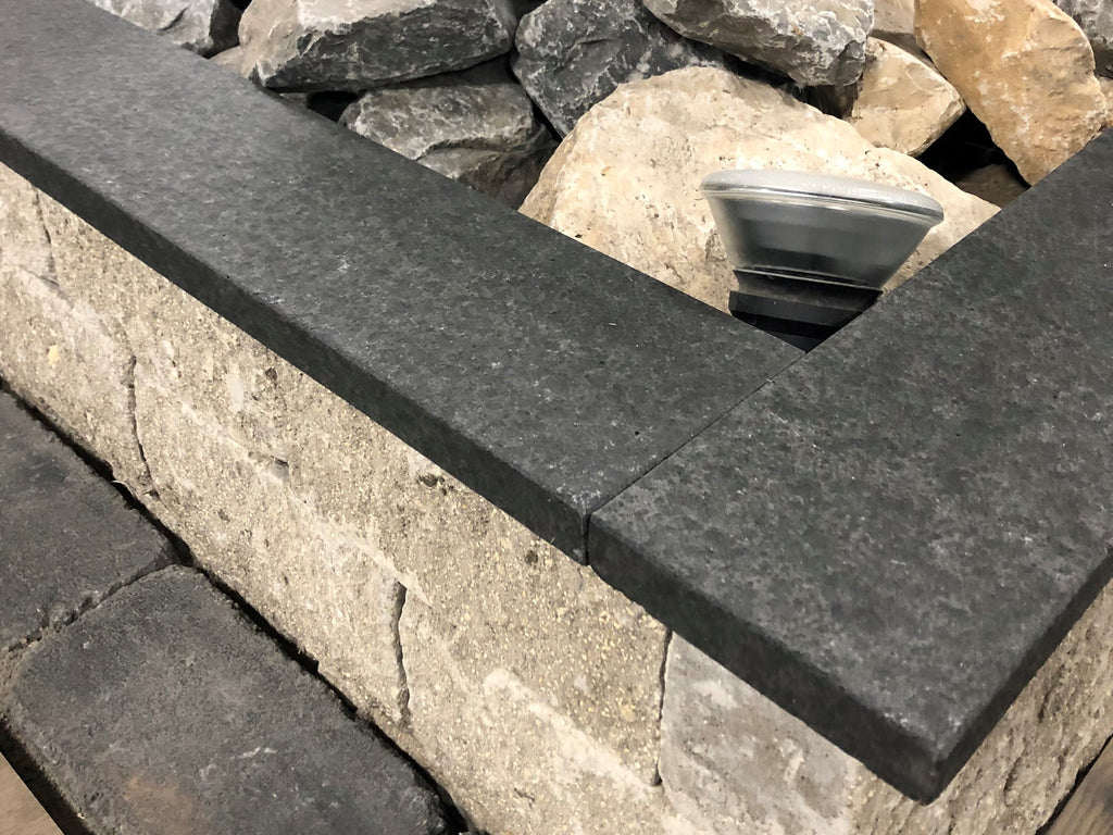 Vijverrand basalt Jet Black gevlamd