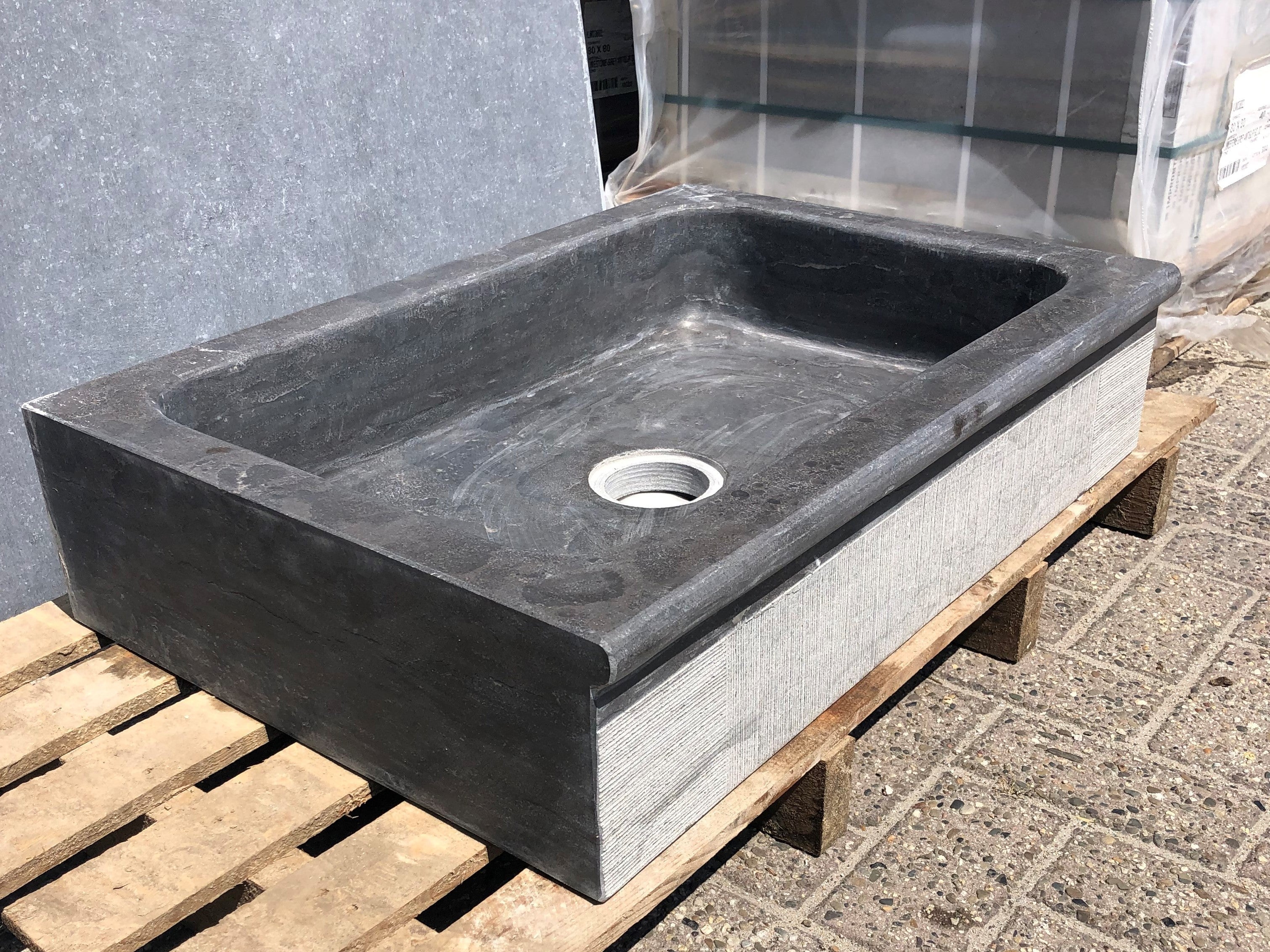hardsteen spoelbak groot 798x550x180 mm