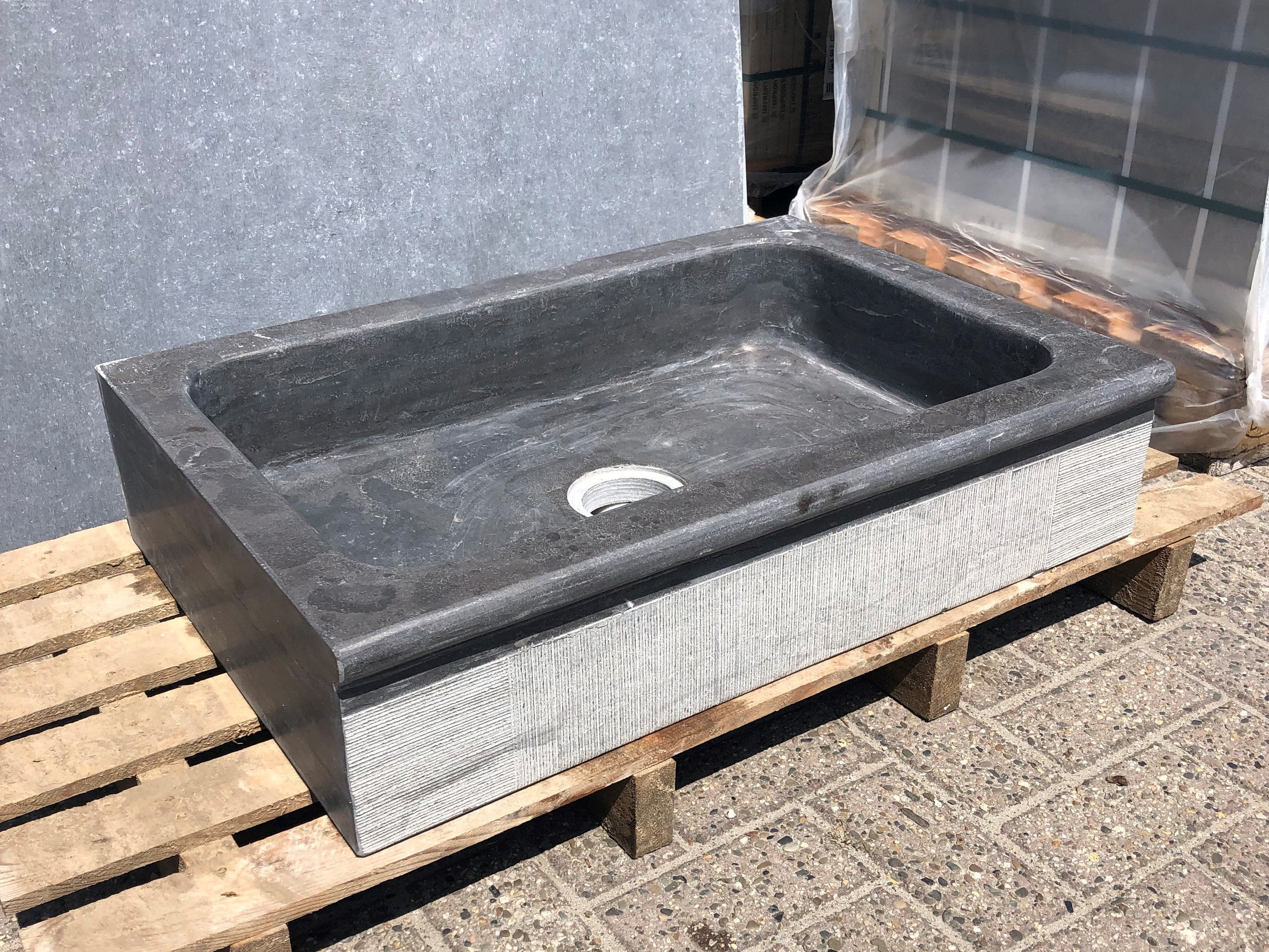 hardsteen spoelbak groot 798x550x180 mm