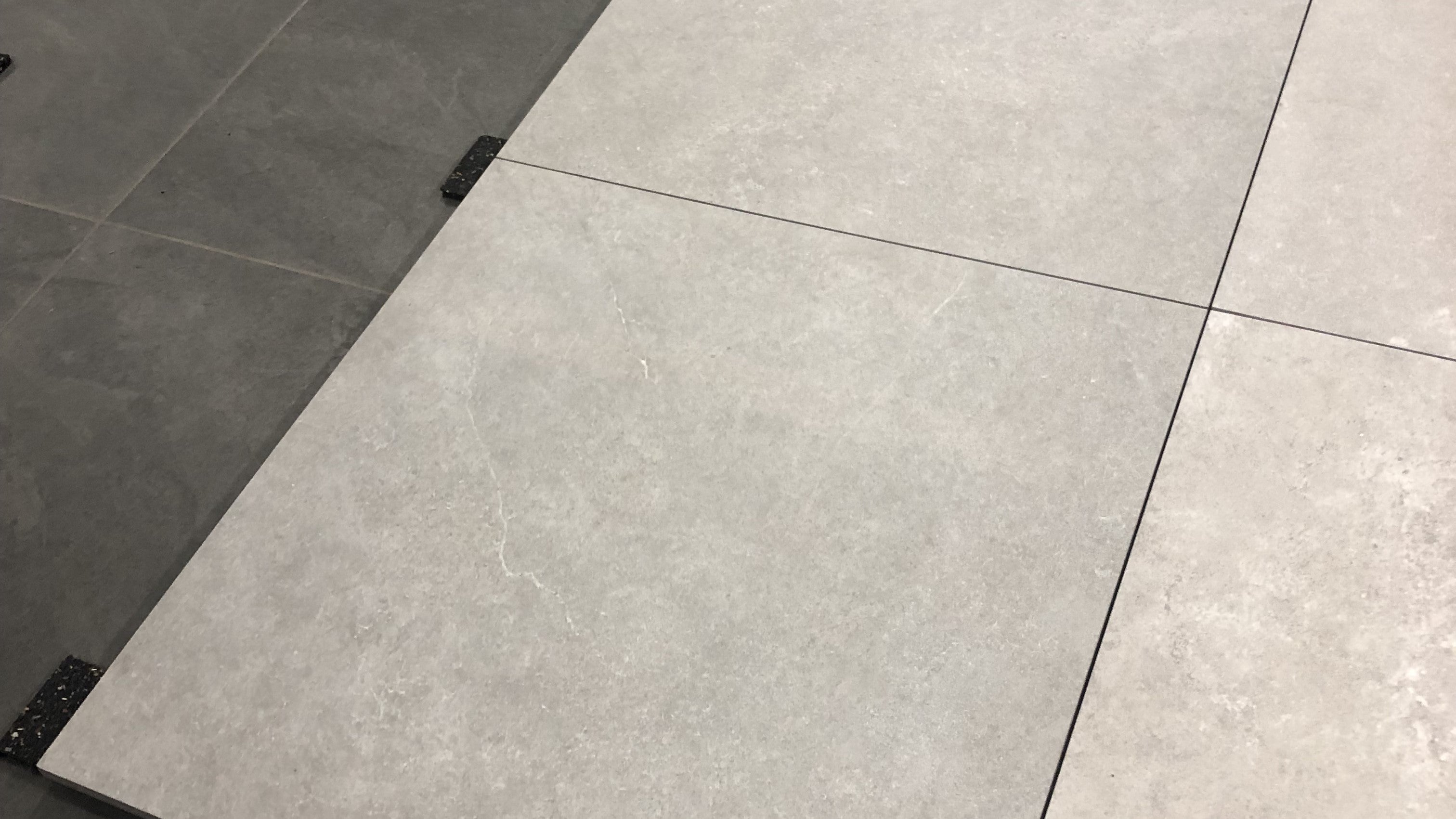 Limestone Grigio 80x80x2 partij
