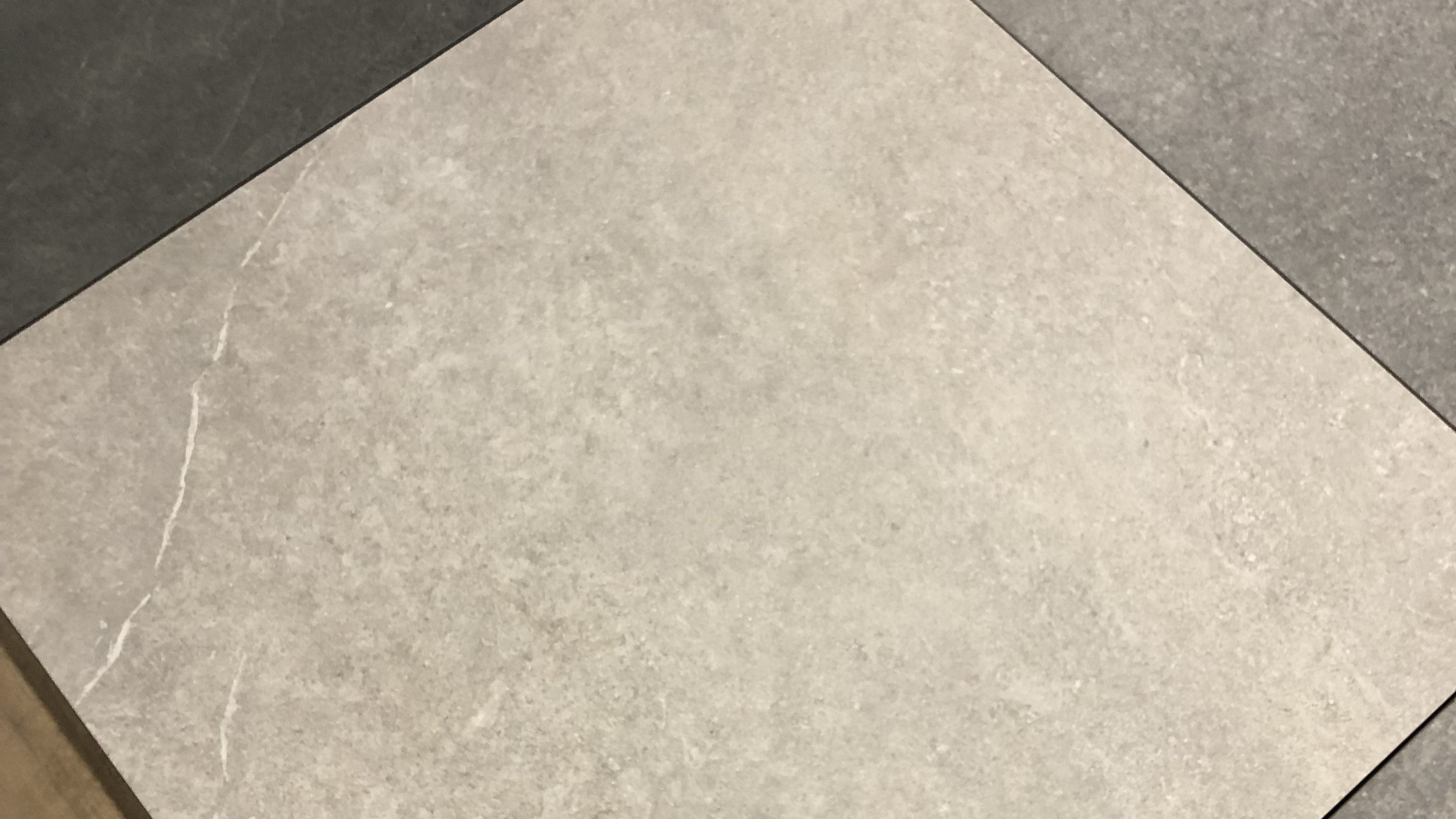Limestone Grigio 80x80x2 partij